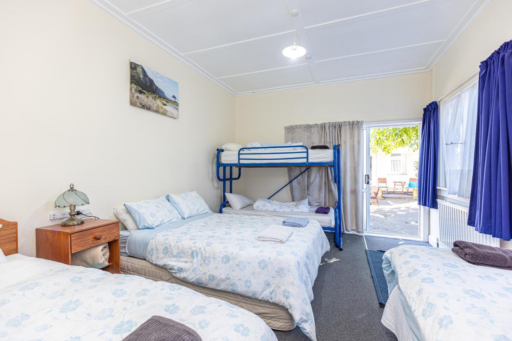 Braemar House B&B And Yha Hostel Whanganui Exterior photo