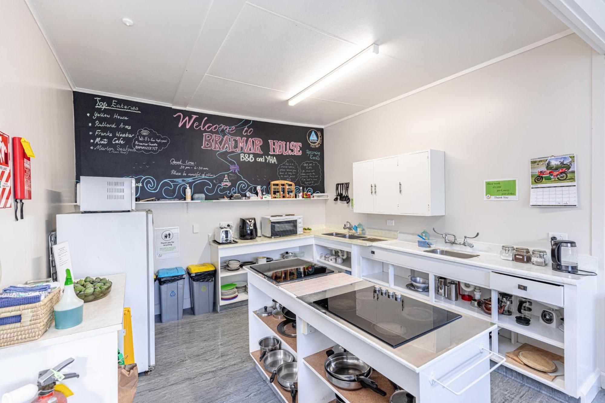 Braemar House B&B And Yha Hostel Whanganui Exterior photo